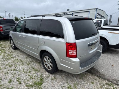 2010 Chrysler Town & Country Touring