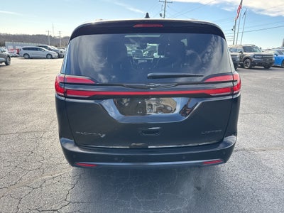 2025 Chrysler Pacifica Limited