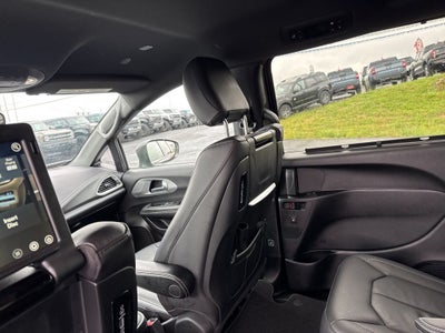 2021 Chrysler Pacifica Touring L AWD