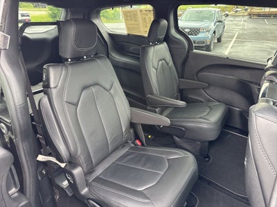 2021 Chrysler Pacifica Touring L AWD