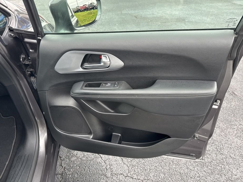 2021 Chrysler Pacifica Touring L AWD