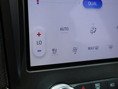 2022 Ford Edge ST Line