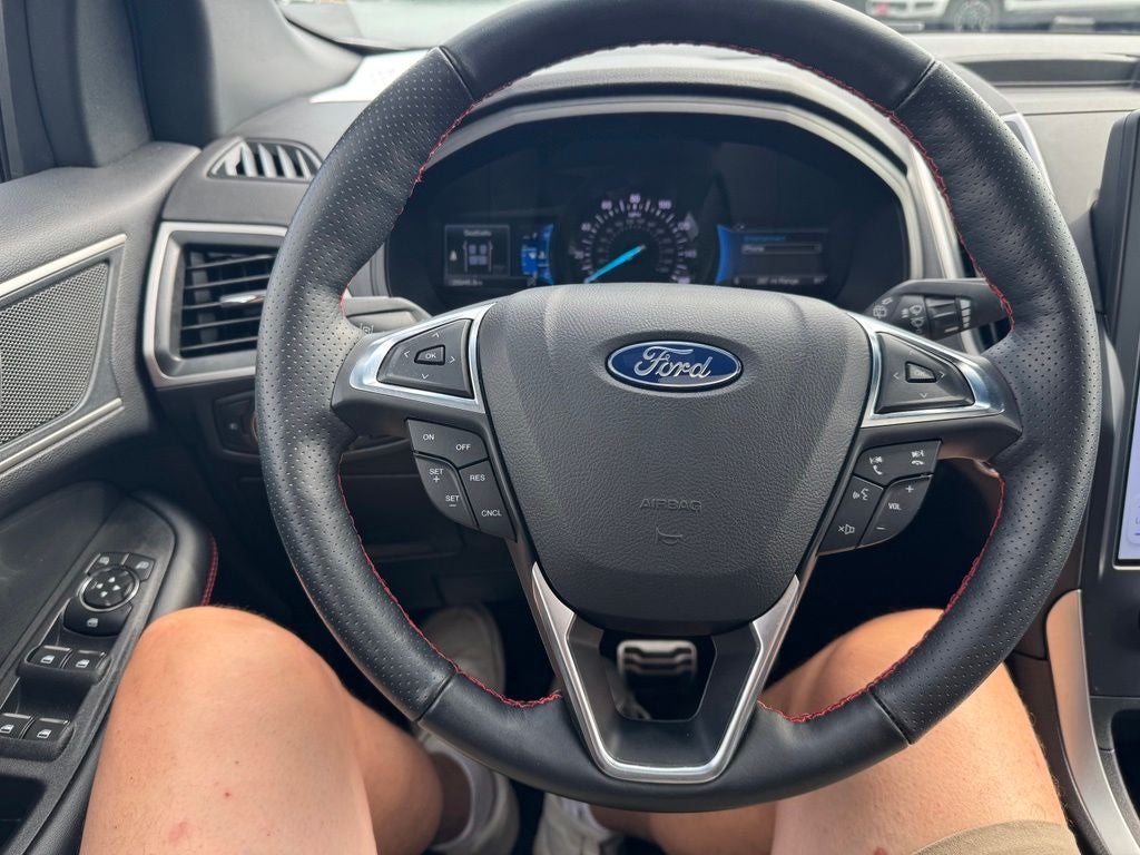 2022 Ford Edge ST-Line