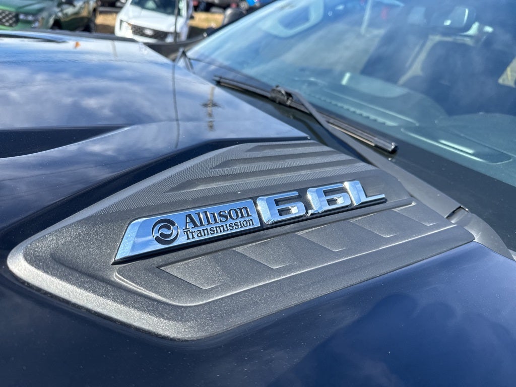 2024 Chevrolet Silverado 2500HD 4WD Crew Cab Standard Bed Custom