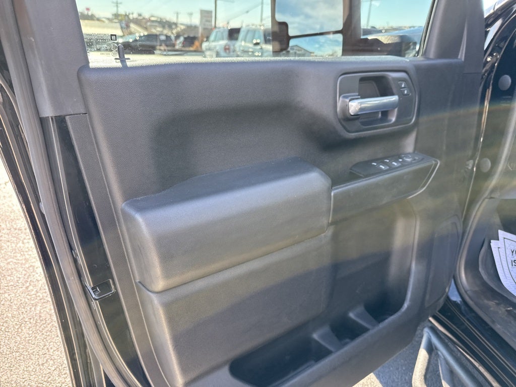 2024 Chevrolet Silverado 2500HD 4WD Crew Cab Standard Bed Custom