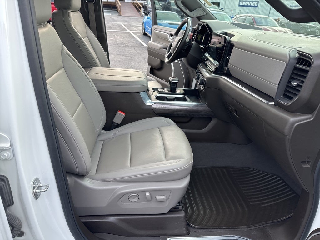 2024 Chevrolet Silverado 1500 4WD Crew Cab Short Bed LTZ