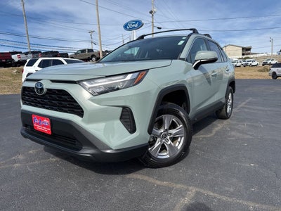 2022 Toyota RAV4 XLE
