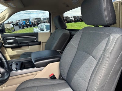 2022 RAM 3500 Big Horn Regular Cab 4x4 8' Box