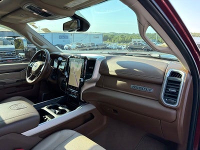 2022 RAM 3500 Laramie Crew Cab 4x4 8' Box
