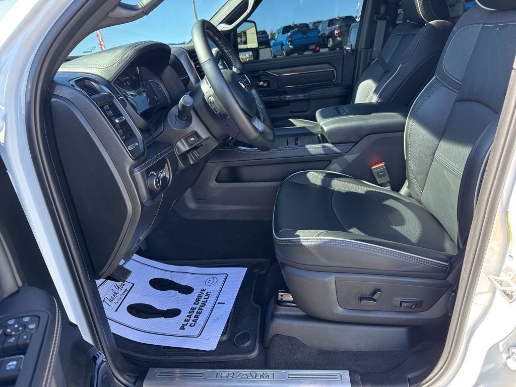 2025 RAM 2500 Limited Crew Cab 4x4 6'4' Box