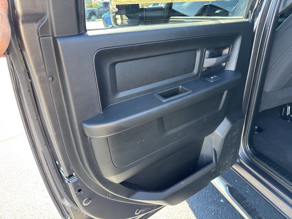 2024 RAM 3500 Tradesman Crew Cab 4x4 8' Box