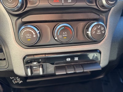 2024 RAM 3500 Tradesman Crew Cab 4x4 8' Box