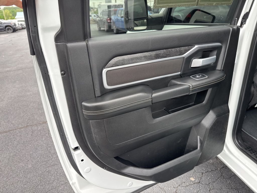 2024 RAM 3500 Big Horn Crew Cab 4x4 8' Box