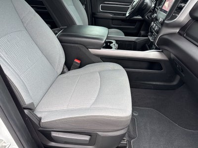 2024 RAM 3500 Big Horn Crew Cab 4x4 8' Box