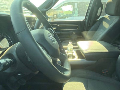 2025 RAM 3500 Big Horn Crew Cab 4x4 8' Box