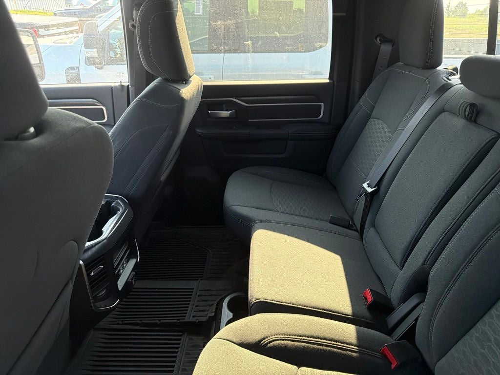 2025 RAM 3500 Big Horn Crew Cab 4x4 8' Box