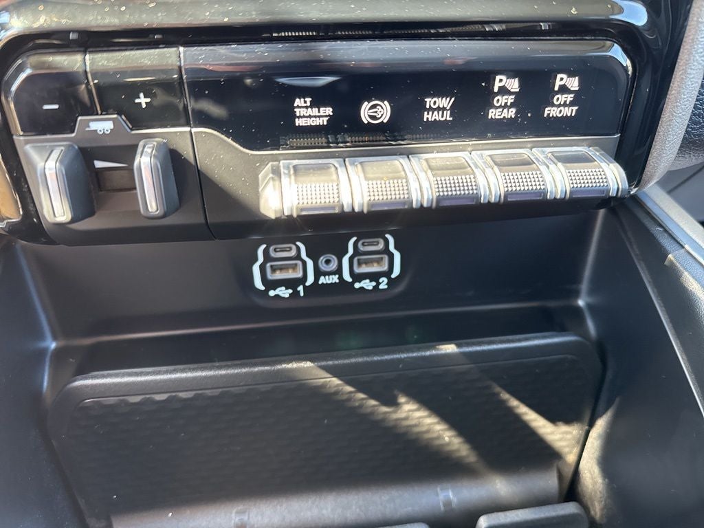 2024 RAM 3500 Laramie