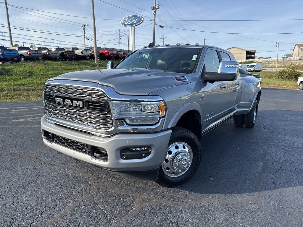 2024 RAM 3500 Limited Mega Cab 4x4 6'4' Box