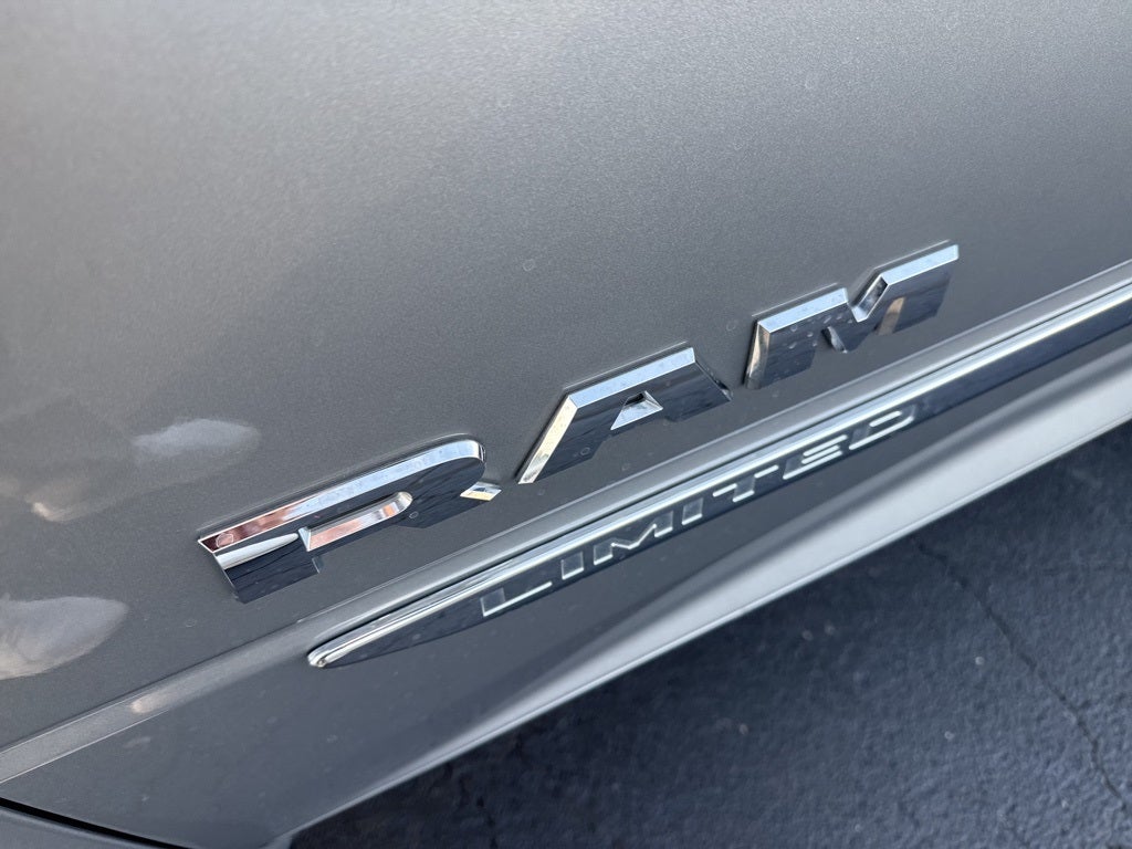 2024 RAM 3500 Limited Mega Cab 4x4 6'4' Box