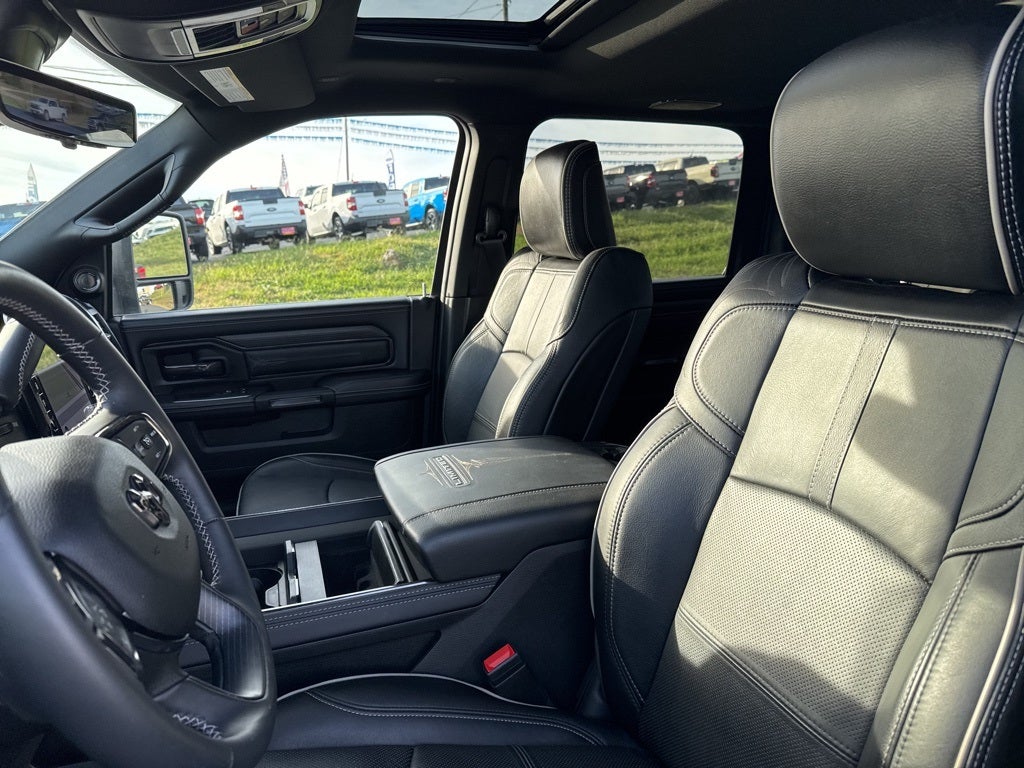 2024 RAM 3500 Limited Mega Cab 4x4 6'4' Box