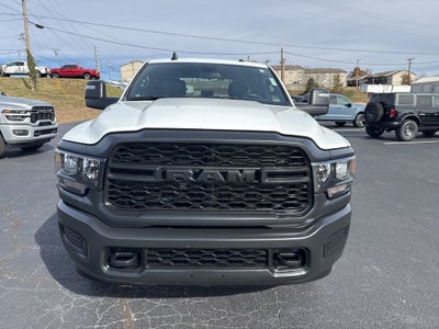 2024 RAM 2500 Tradesman Crew Cab 4x4 6'4' Box