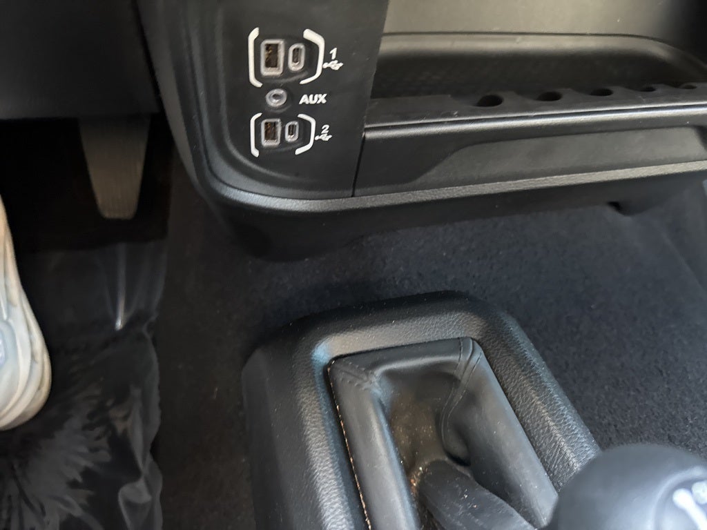 2024 RAM 2500 Tradesman Crew Cab 4x4 6'4' Box