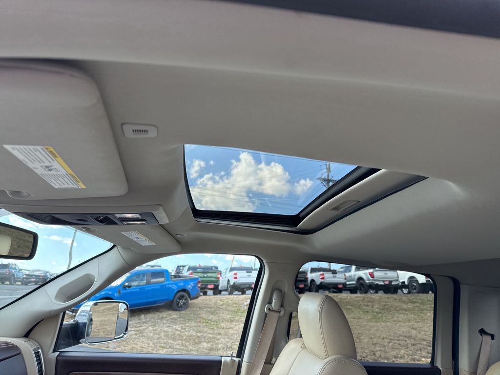 2018 RAM 2500 Laramie Crew Cab 4x4 6'4' Box