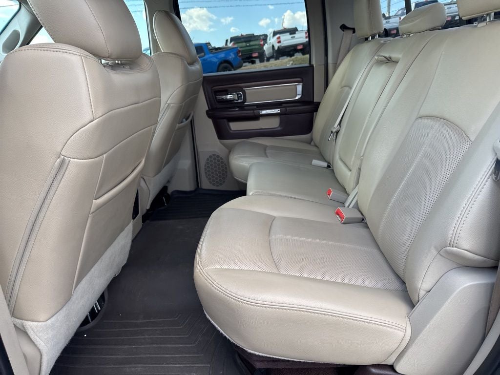 2018 RAM 2500 Laramie Crew Cab 4x4 6'4' Box