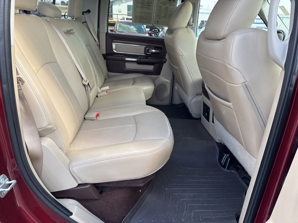 2018 RAM 2500 Laramie Crew Cab 4x4 6'4' Box