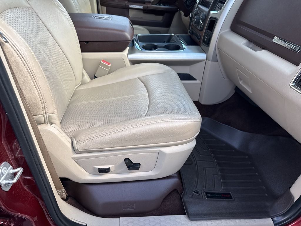 2018 RAM 2500 Laramie Crew Cab 4x4 6'4' Box