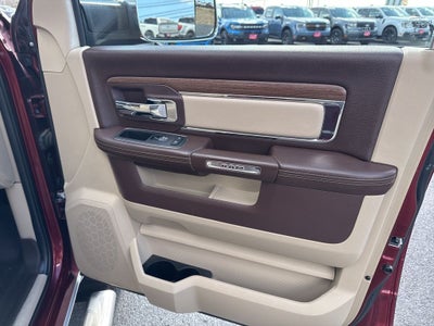 2018 RAM 2500 Laramie Crew Cab 4x4 6'4' Box