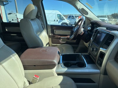 2018 RAM 2500 Laramie Crew Cab 4x4 6'4' Box