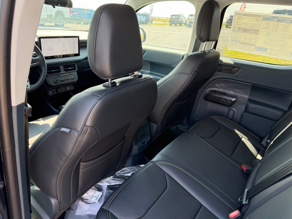 2026 Ford Maverick Lobo Standard