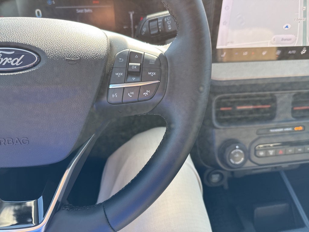 2025 Ford Maverick Lariat