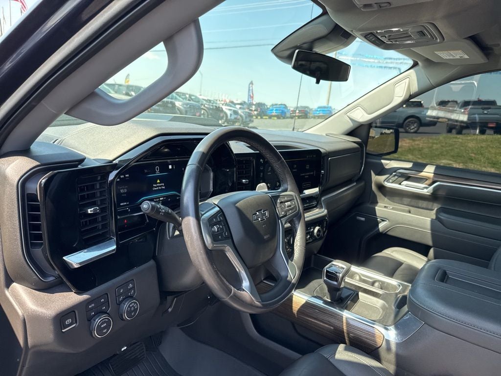 2022 Chevrolet Silverado 1500 4WD Crew Cab Short Bed LT Trail Boss