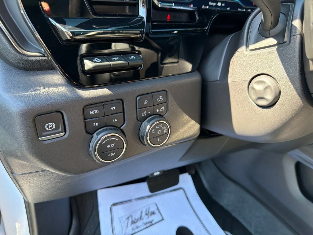 2024 Chevrolet Silverado 1500 4WD Crew Cab Short Bed ZR2