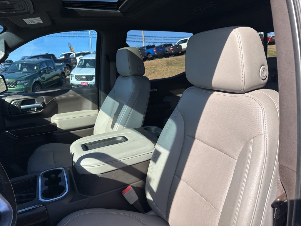 2021 GMC Sierra 1500 4WD Crew Cab Standard Box SLT