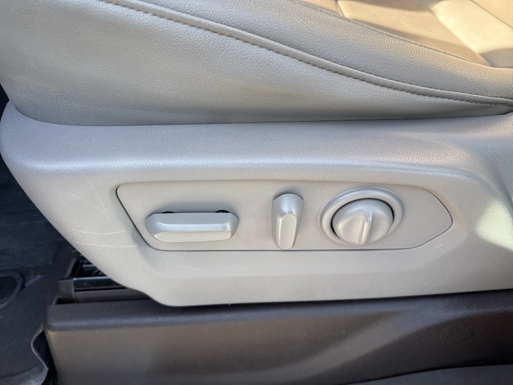 2021 GMC Sierra 1500 4WD Crew Cab Standard Box SLT