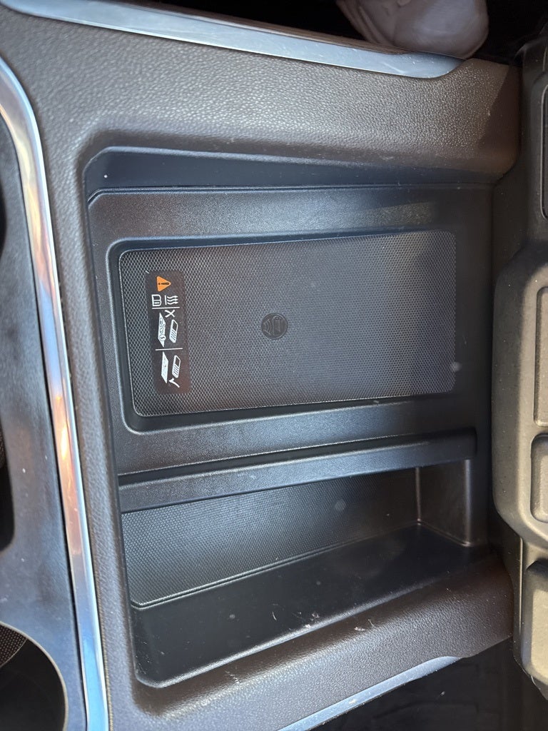 2021 GMC Sierra 1500 4WD Crew Cab Standard Box SLT