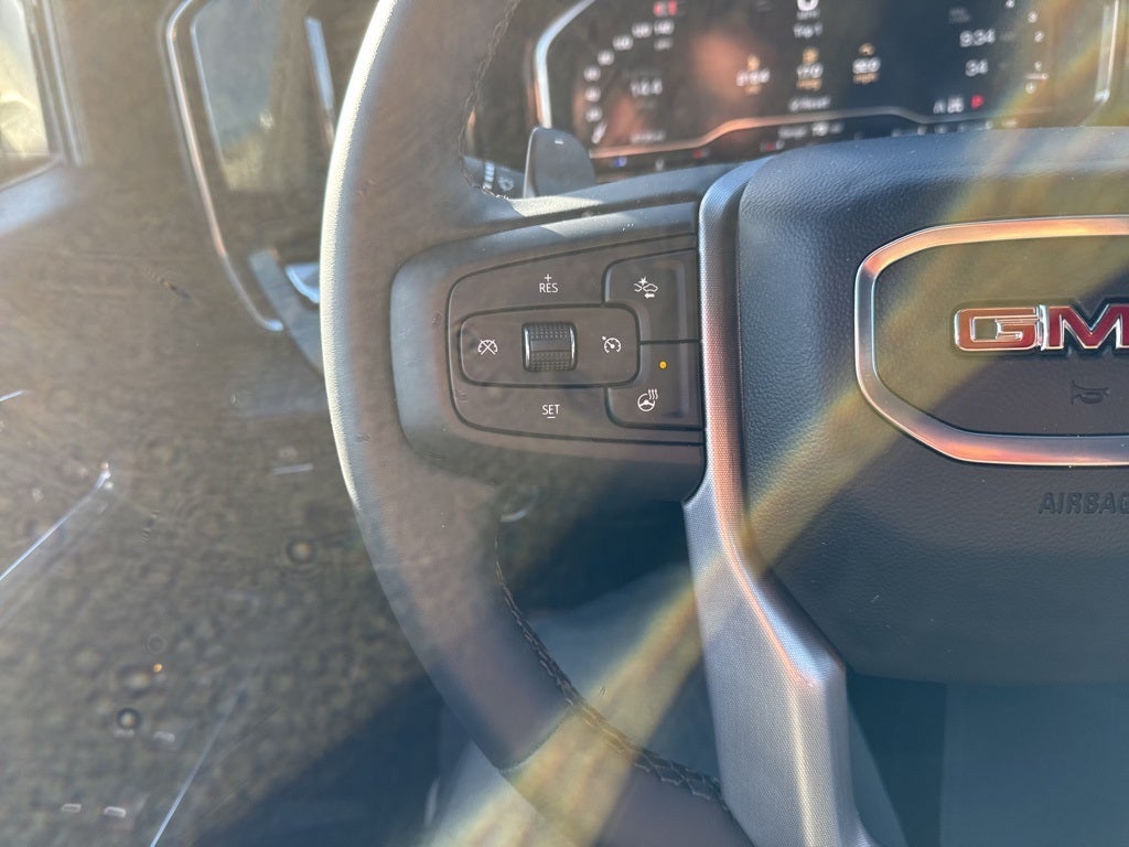 2025 GMC Sierra 1500 4WD Crew Cab Short Box SLT