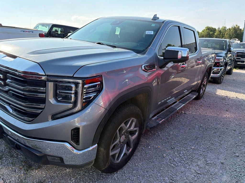 2023 GMC Sierra 1500 4WD Crew Cab Short Box SLT
