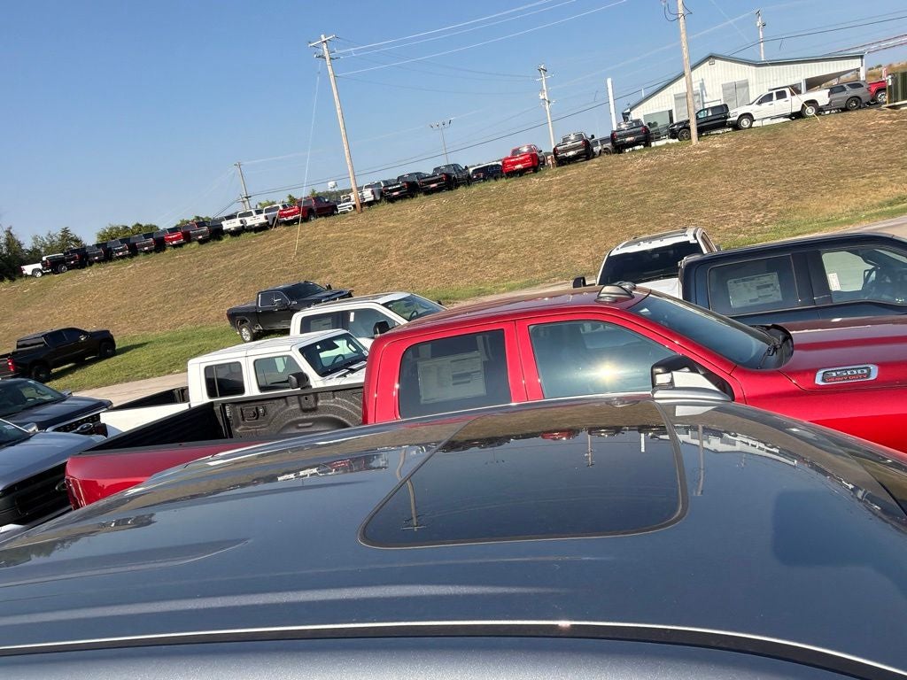 2023 GMC Sierra 1500 4WD Crew Cab Short Box SLT