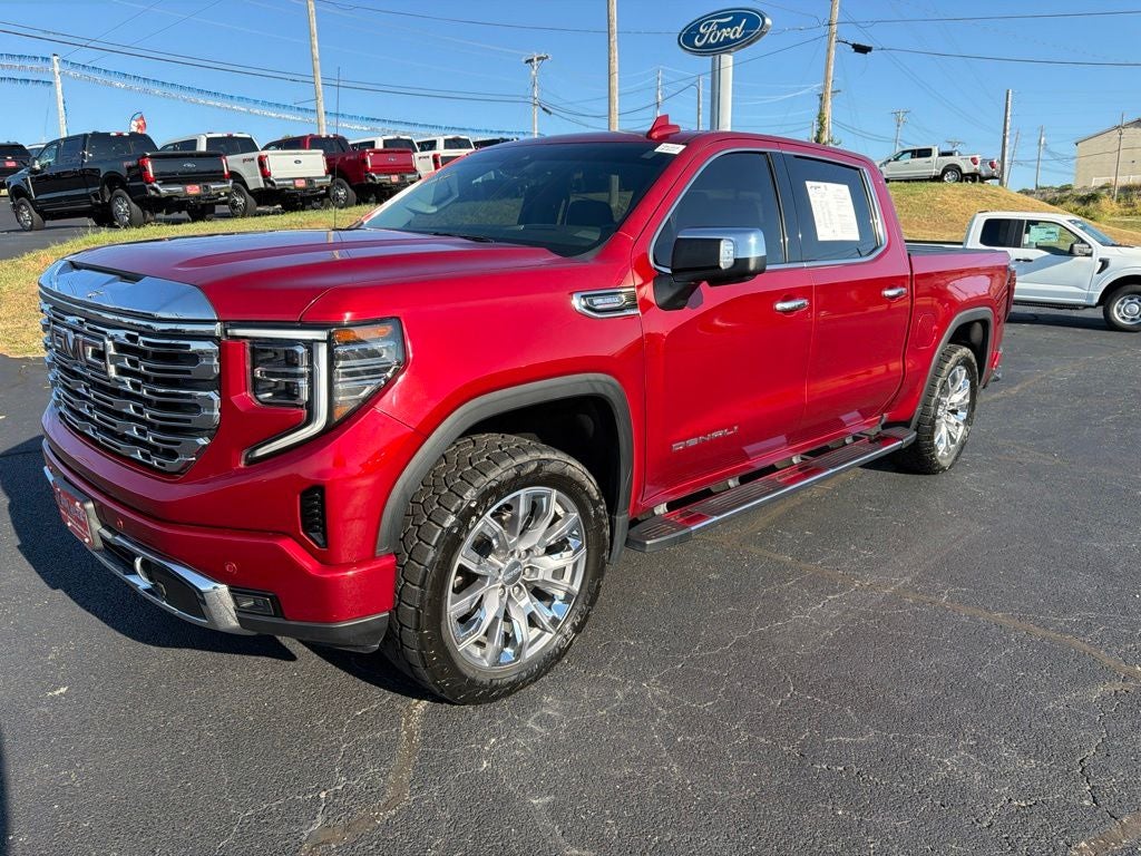 2023 GMC Sierra 1500 4WD Crew Cab Short Box Denali