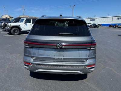 2025 Volkswagen Taos 1.5T SE