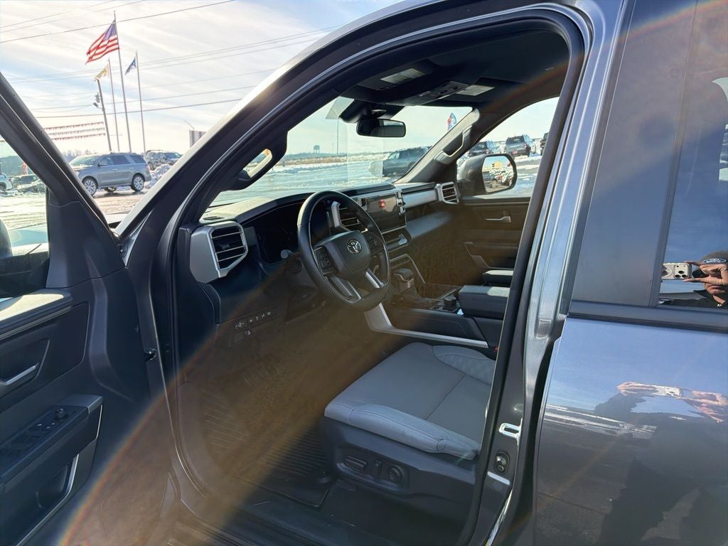 2025 Toyota Tundra SR5
