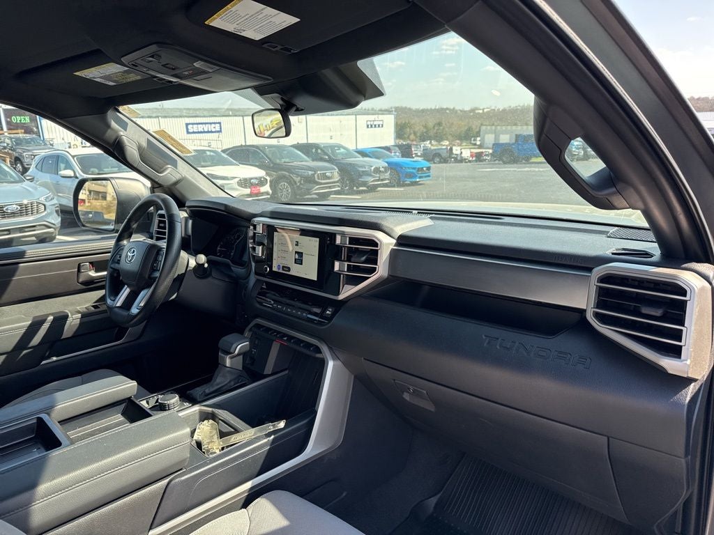 2025 Toyota Tundra SR5