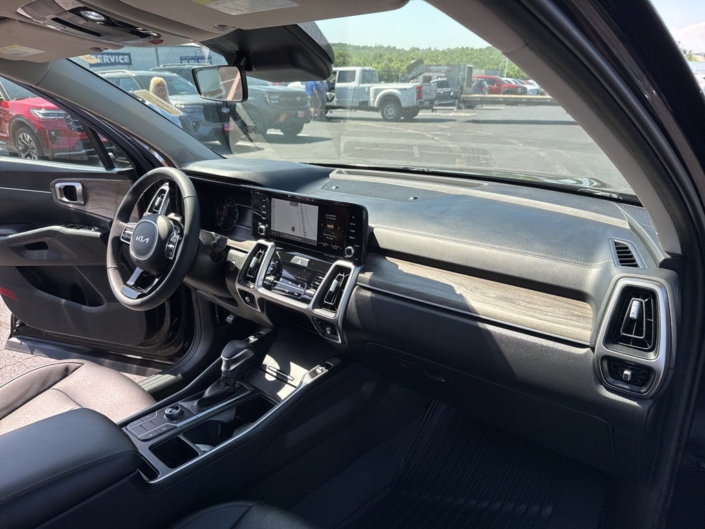 2023 Kia Sorento X-Line S