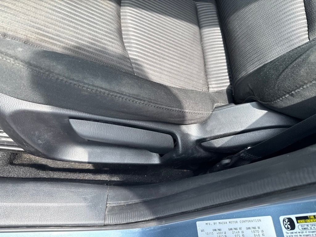 2016 Mazda Mazda3 i Sport