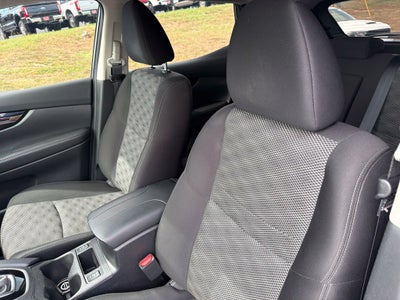 2022 Nissan Rogue Sport SV FWD Xtronic CVT