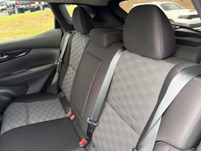 2022 Nissan Rogue Sport SV FWD Xtronic CVT
